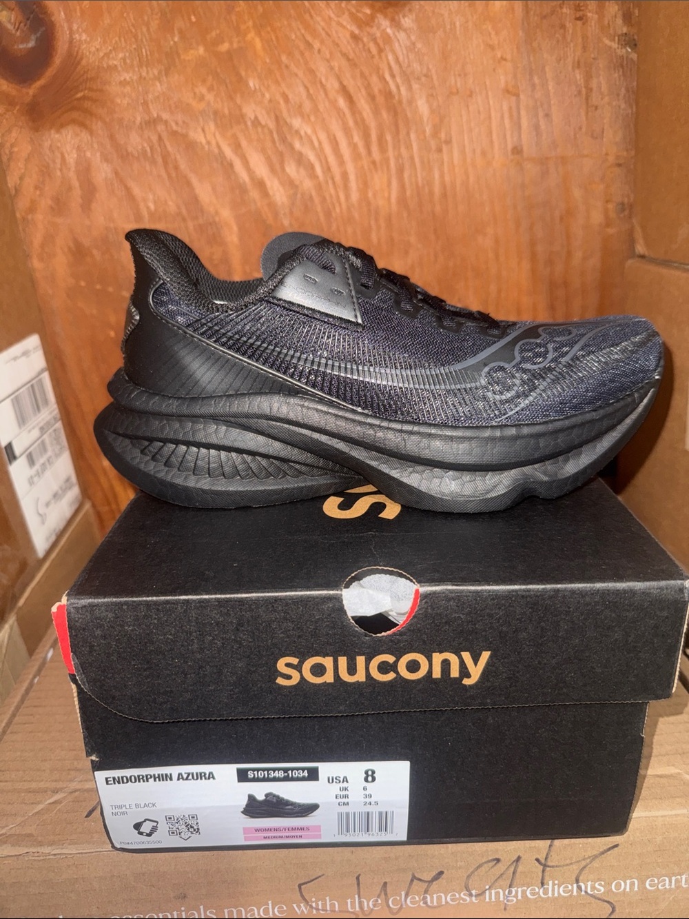 Saucony Endorphin Azura Women’s Running Shoe - Triple Black Size 8